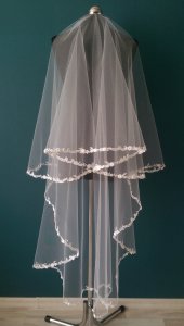 Фата с 3-d цветами