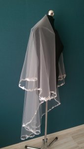 Фата с 3-d цветами