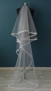 Фата окантованная